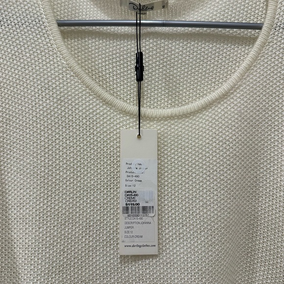 Darling London Long White Knit Sweater with Lace appliqué on the front - Picture 2 of 6